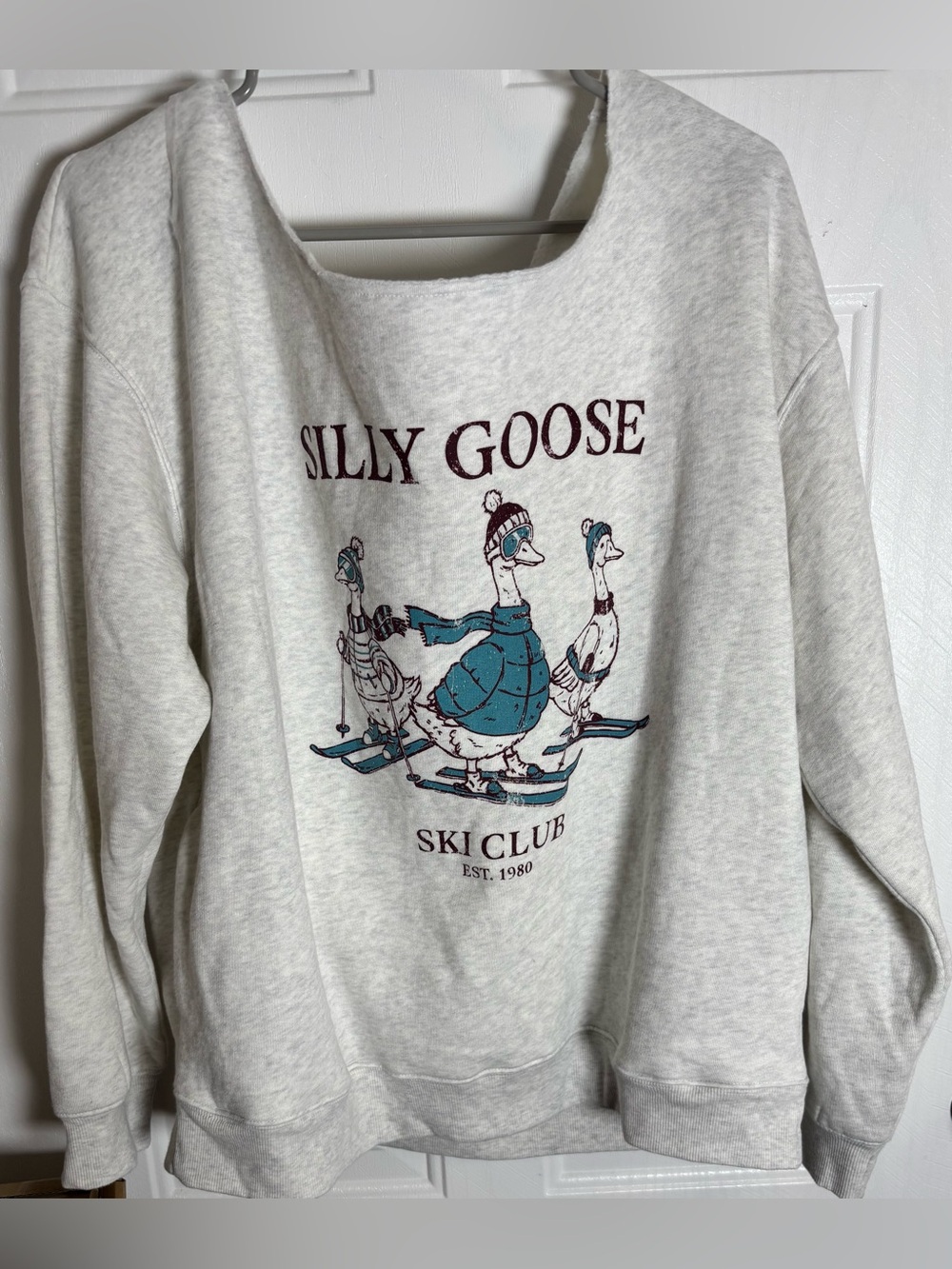wild fable Light Gray "Silly Goose" Ski Club Pullover